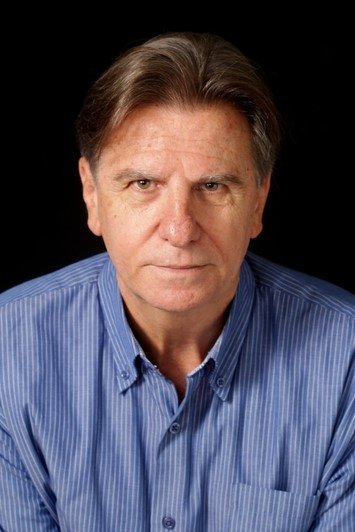 Enric Cusí backdrop