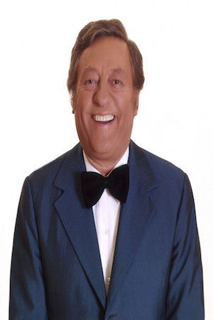 Paco Malgesto backdrop