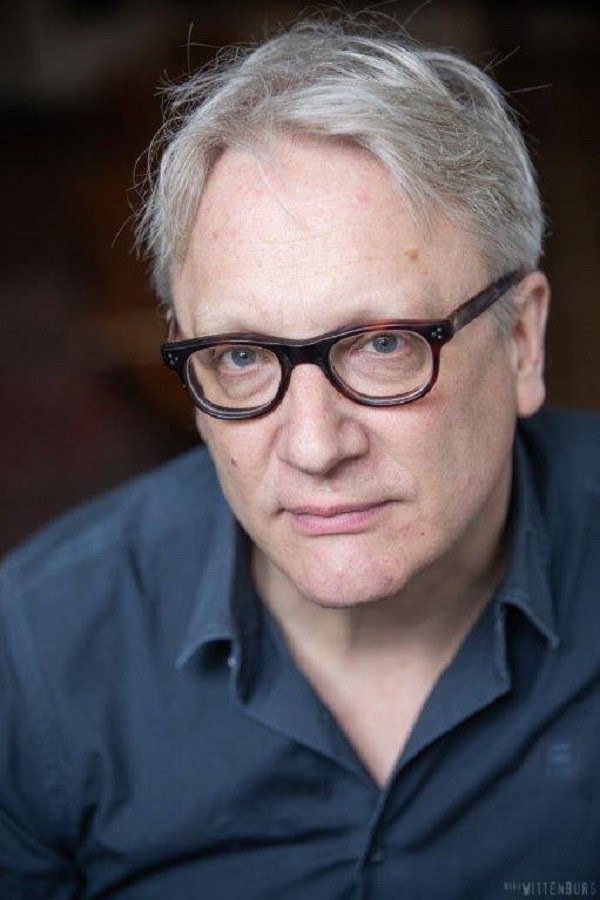 Xander Straat backdrop