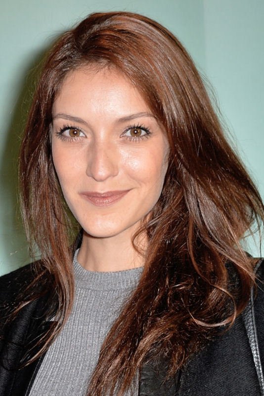 María Dupláa backdrop