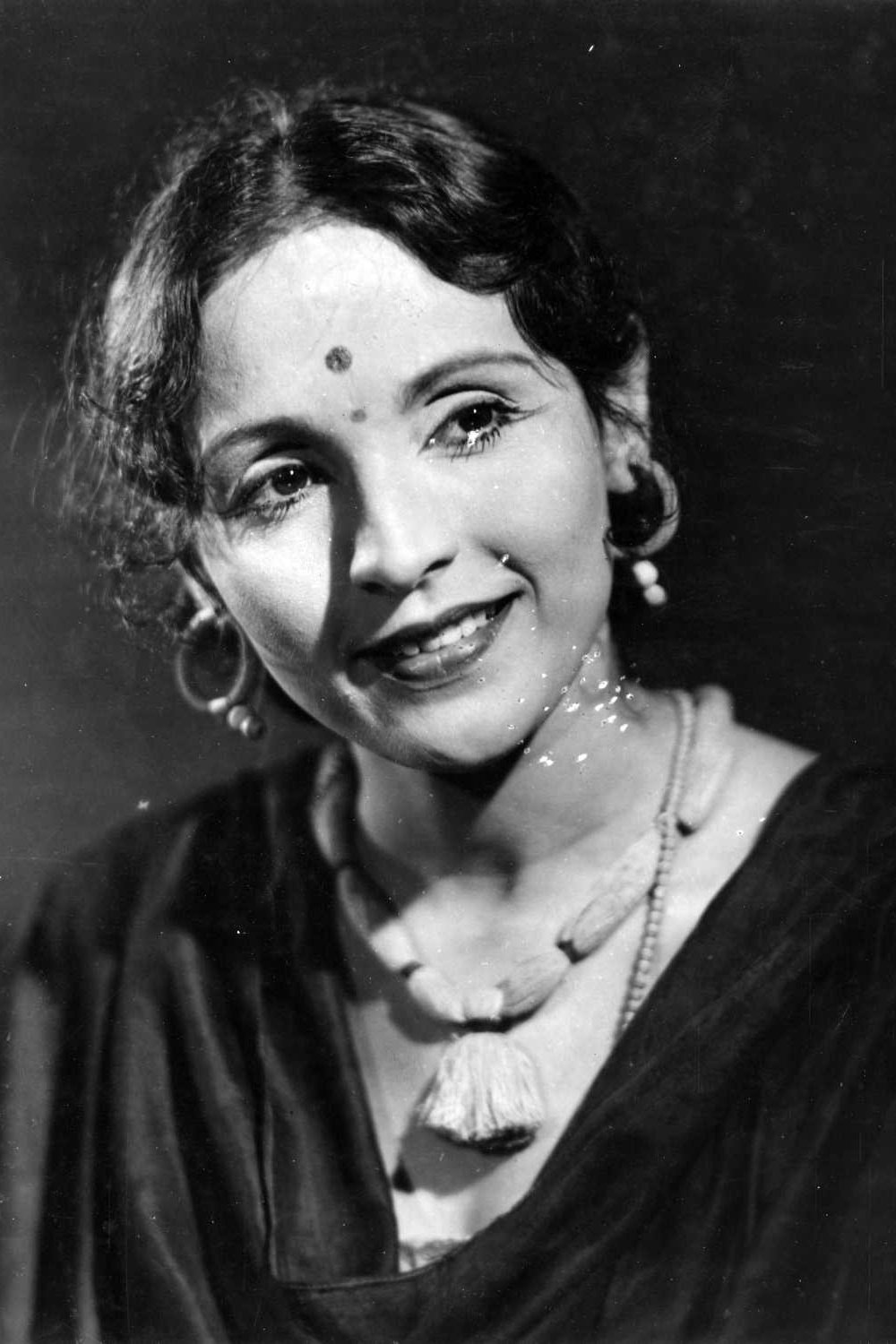 Shobhna Samarth backdrop