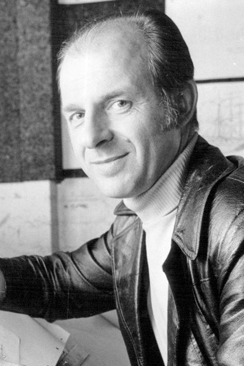 Ryszard Słapczyński backdrop