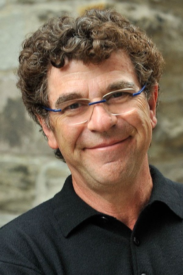 Laszlo Barna backdrop