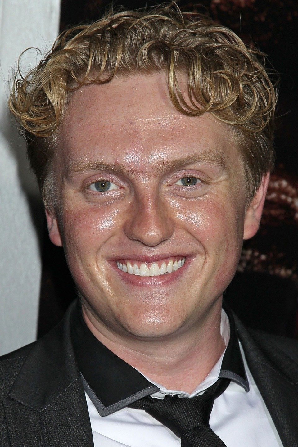 Max Topplin backdrop