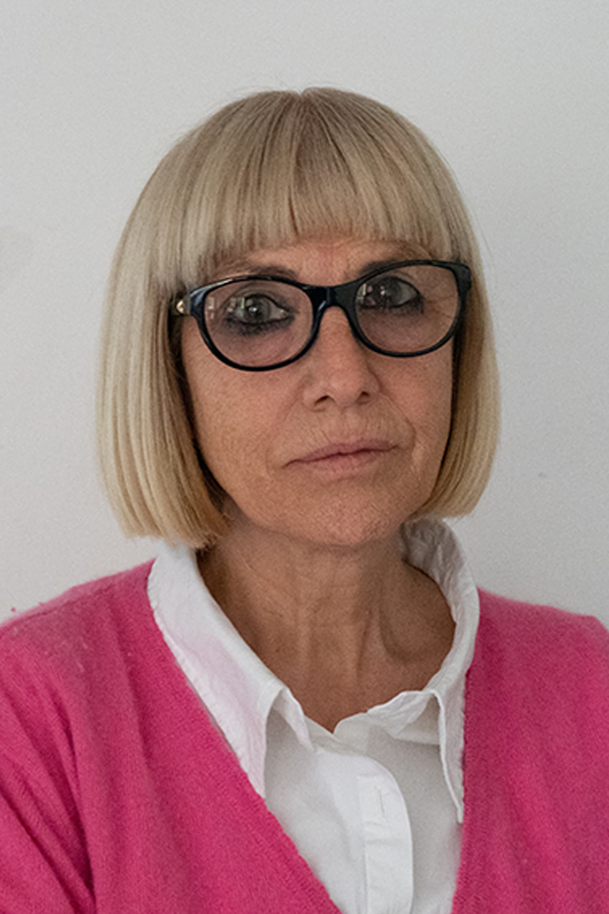 Julia Juániz backdrop