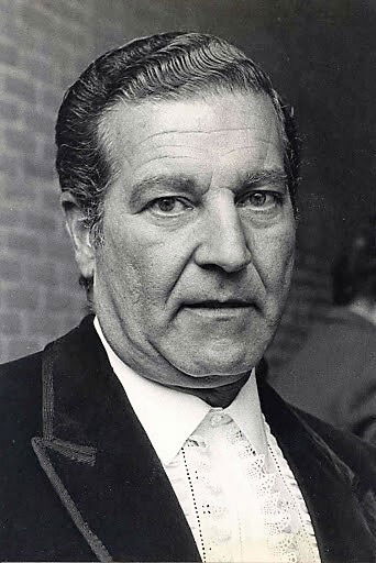 Antonio Bienvenida backdrop