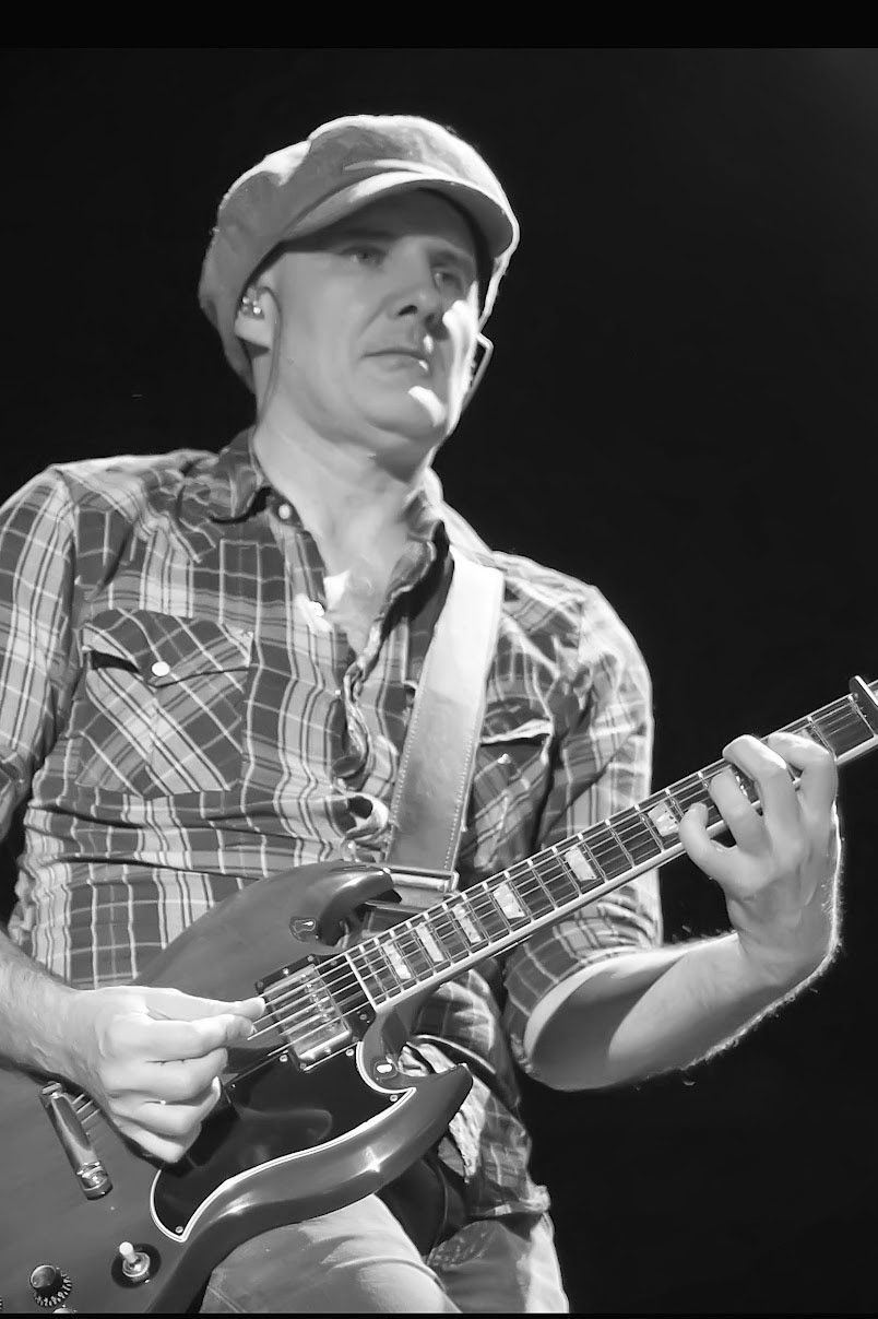 Juan Aguirre backdrop