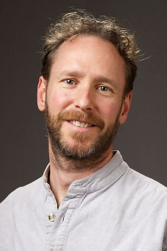 Frazer Bradshaw backdrop