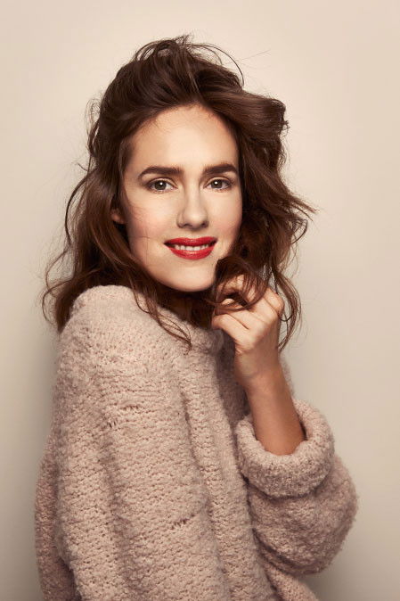 Jessica Grabowsky backdrop