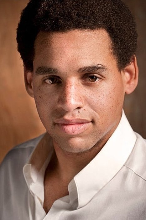 Narayana Cabral backdrop