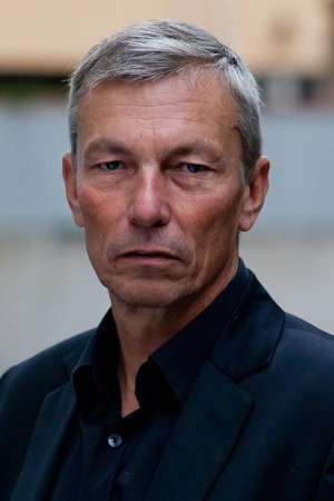 Robert Enckell backdrop