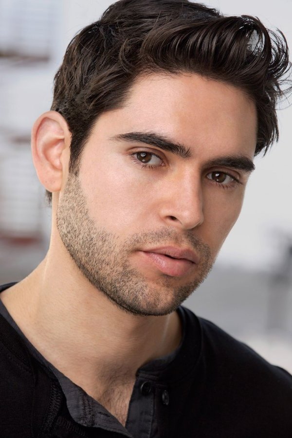 Oliver Rayon backdrop