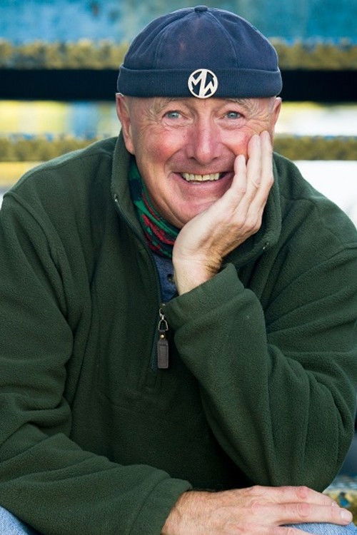 Dewi Morris backdrop