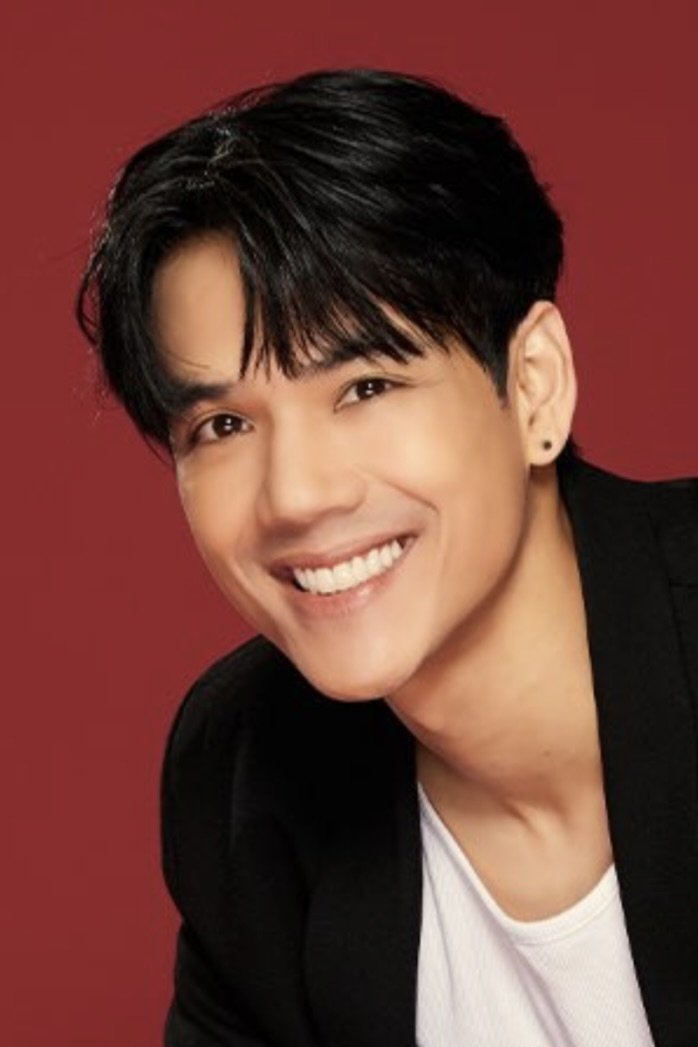 Nachat Juntapun backdrop