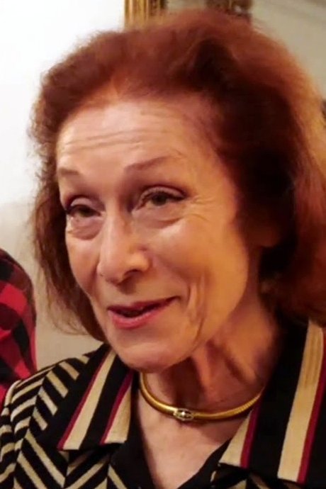 Bérengère Dautun backdrop