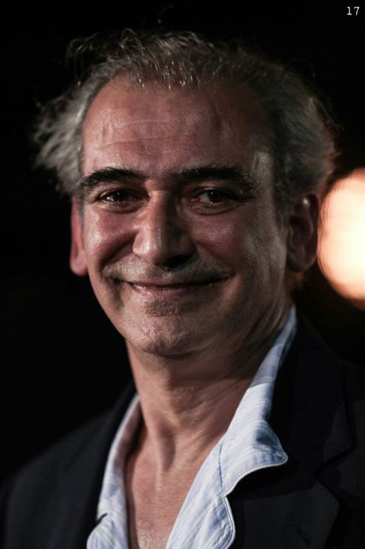 Ricardo Moya backdrop