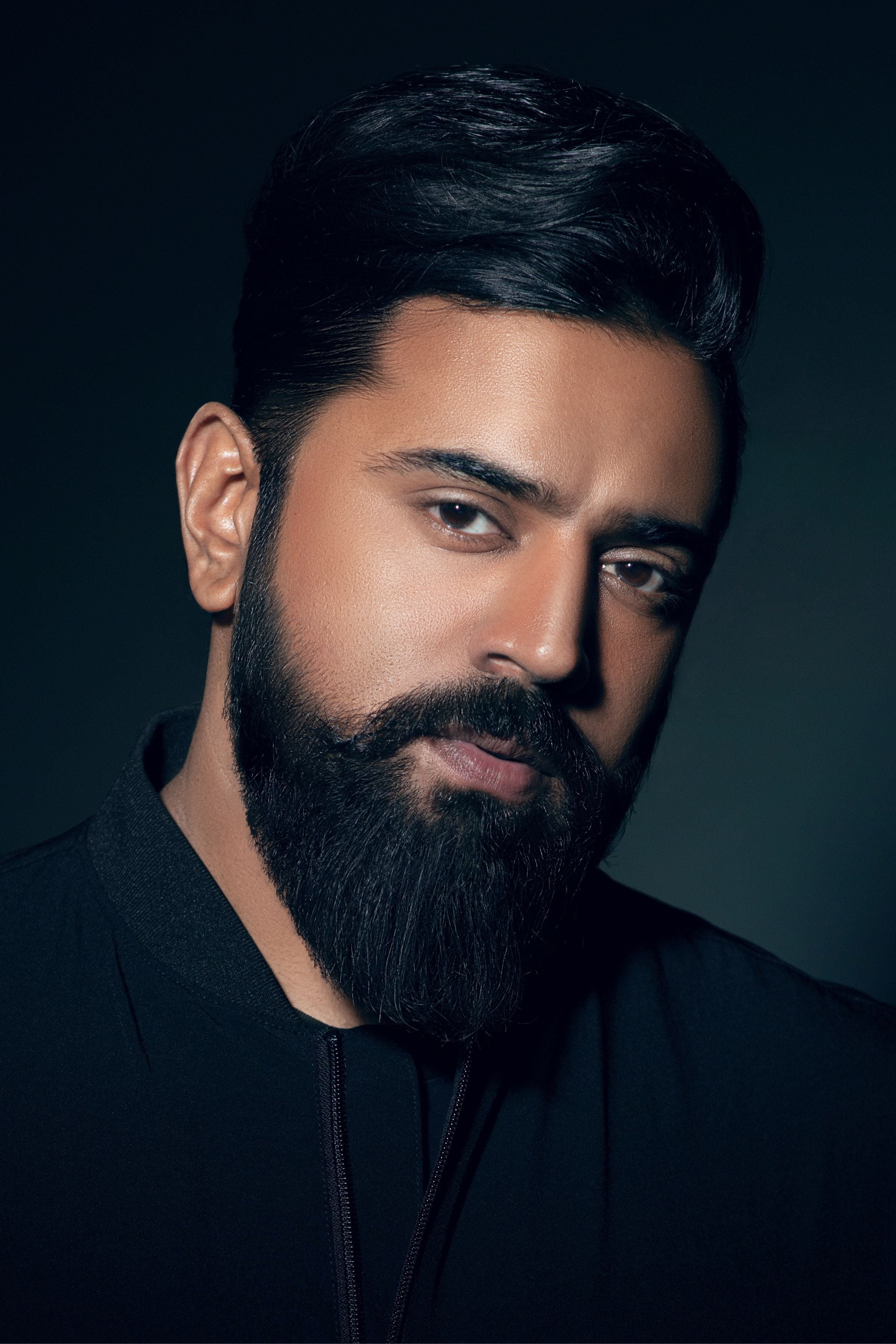 Nivin Pauly: Nivin Pauli backdrop