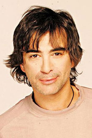 Sagvan Tofi backdrop