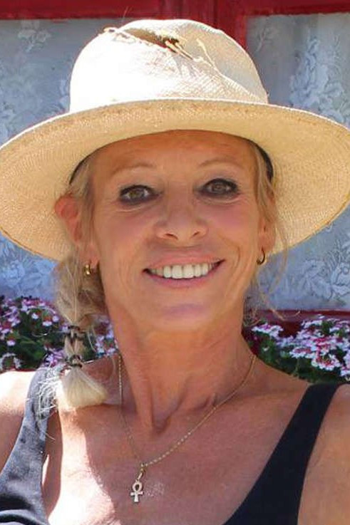 Nadja Engelbrecht backdrop