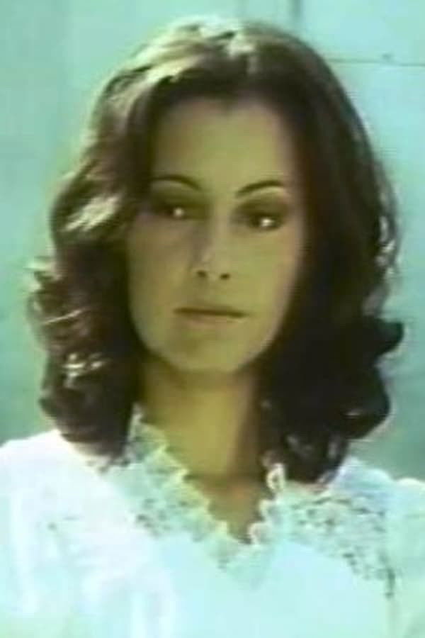 Maracy Mello backdrop