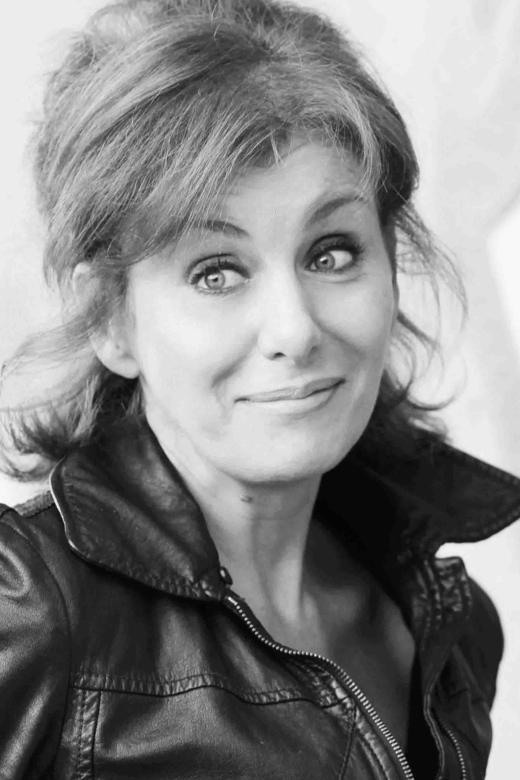 Marina Viro backdrop