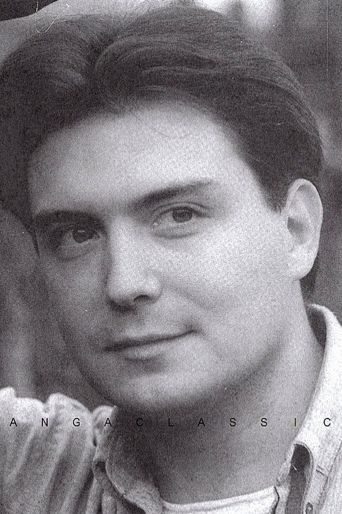 Javier Viñas backdrop