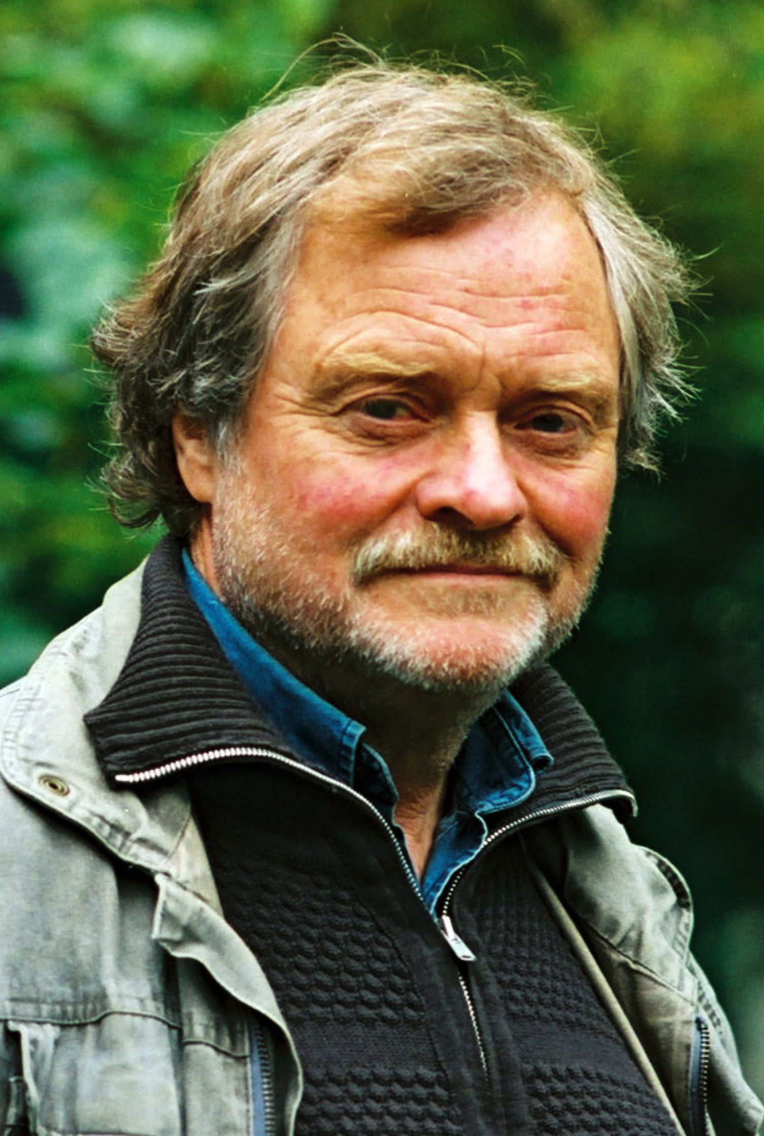 Mikael Kristersson backdrop