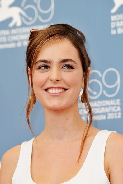 Hadas Yaron backdrop