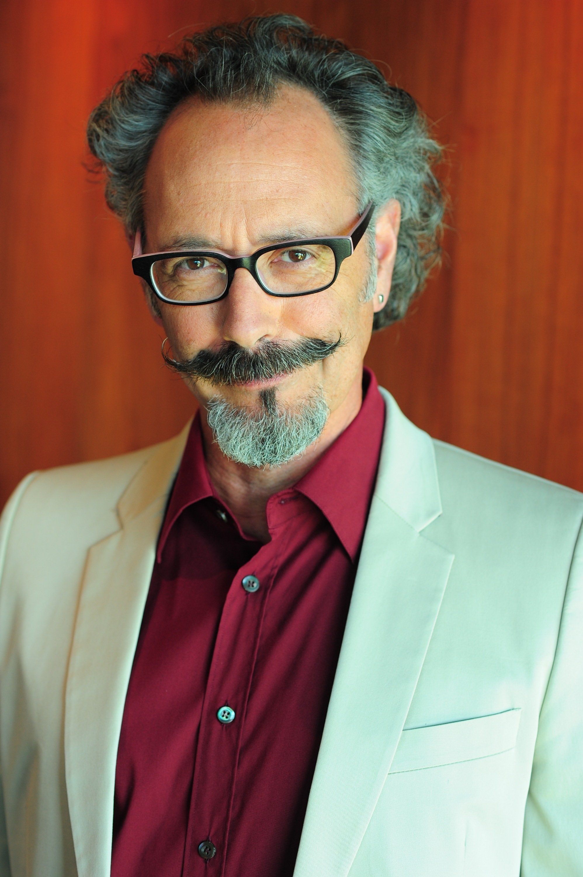 Lev L. Spiro backdrop