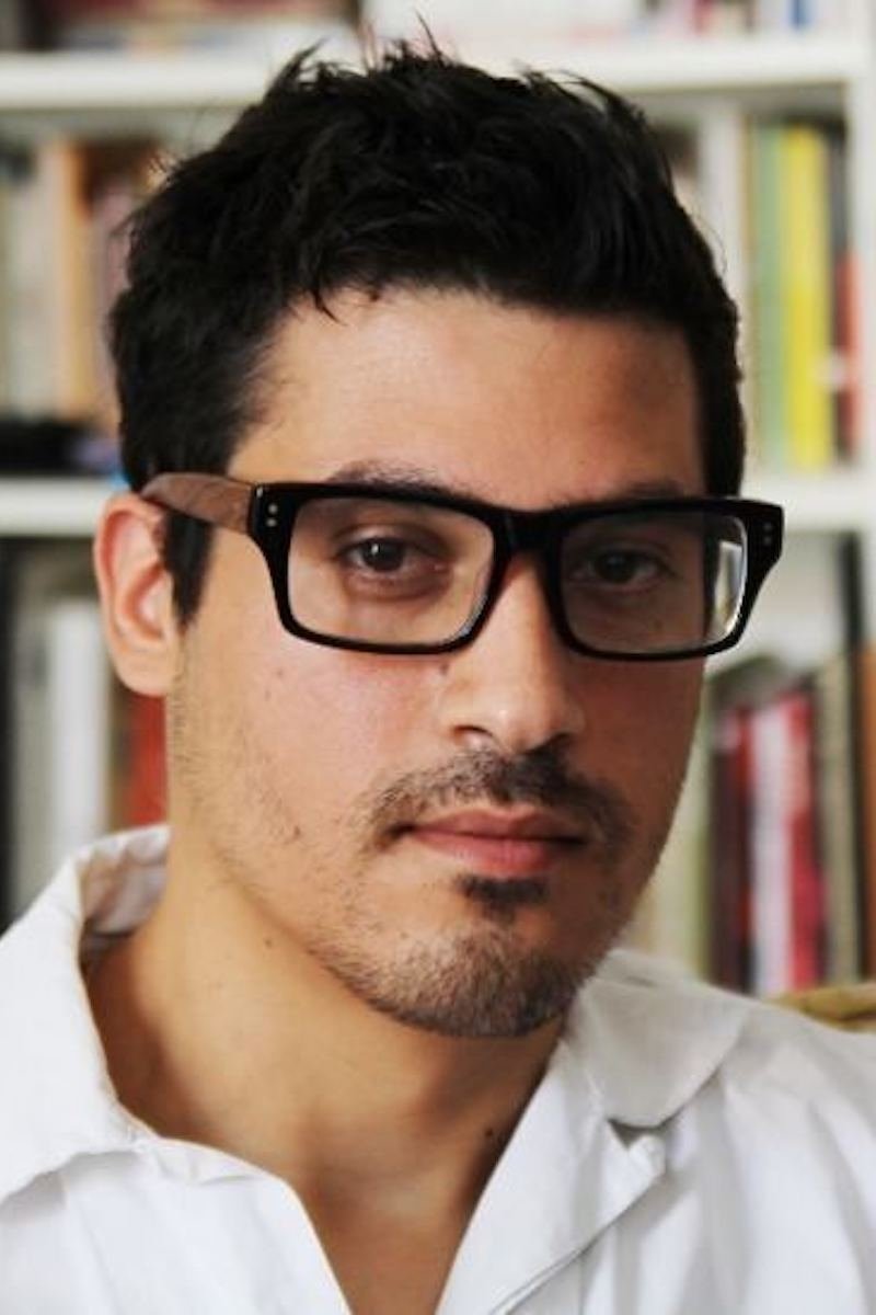 Lior Shamriz backdrop