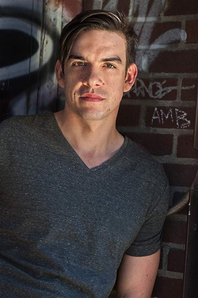 Bobby Moreno backdrop