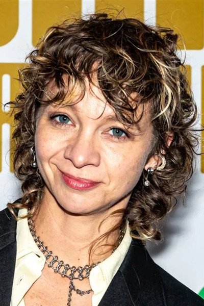 Jacqueline Govaert backdrop