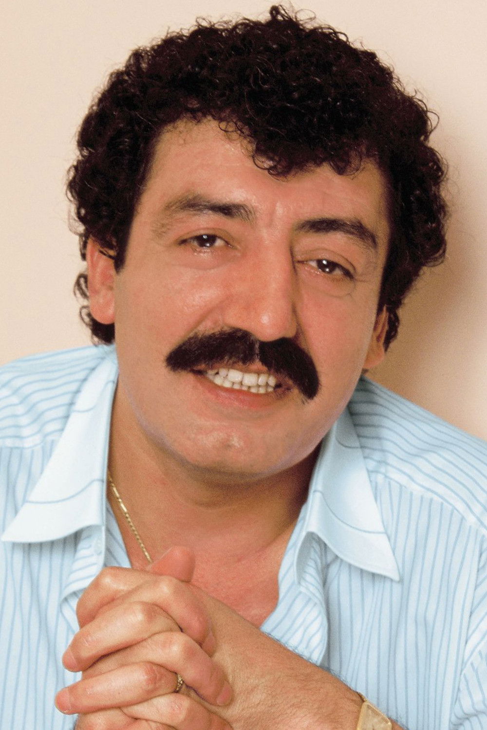 Müslüm Gürses backdrop