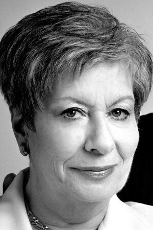 Glória de Matos backdrop