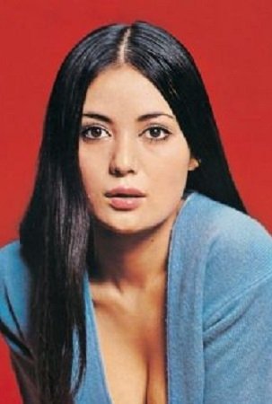 Kikko Matsuoka backdrop