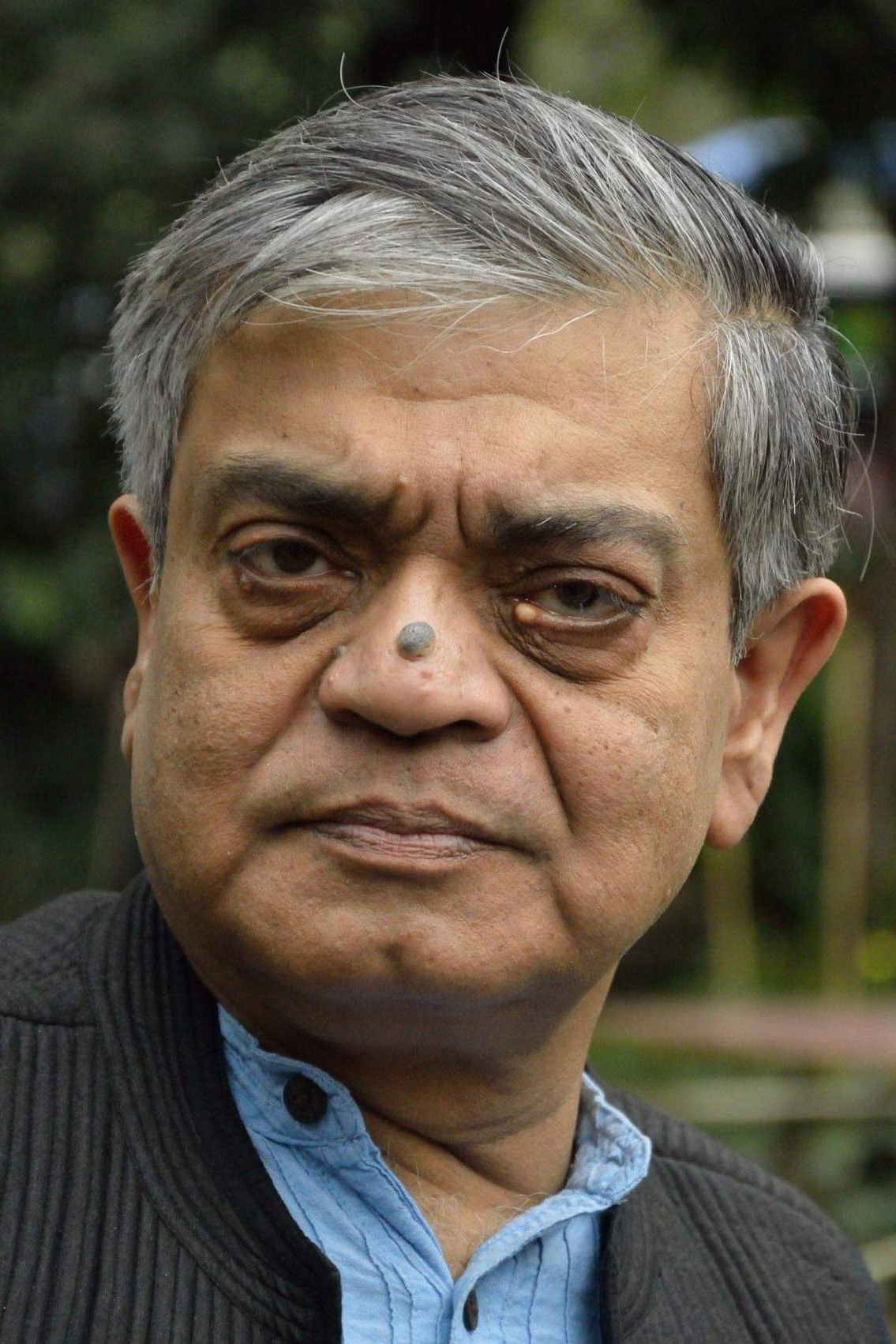 Sandip Ray backdrop