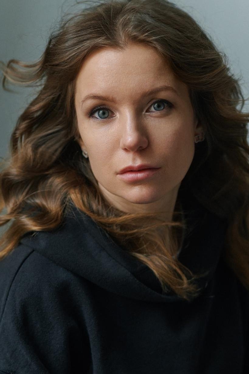 Polina Filonenko backdrop