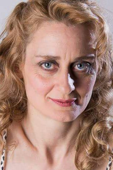 Romina Pinto backdrop