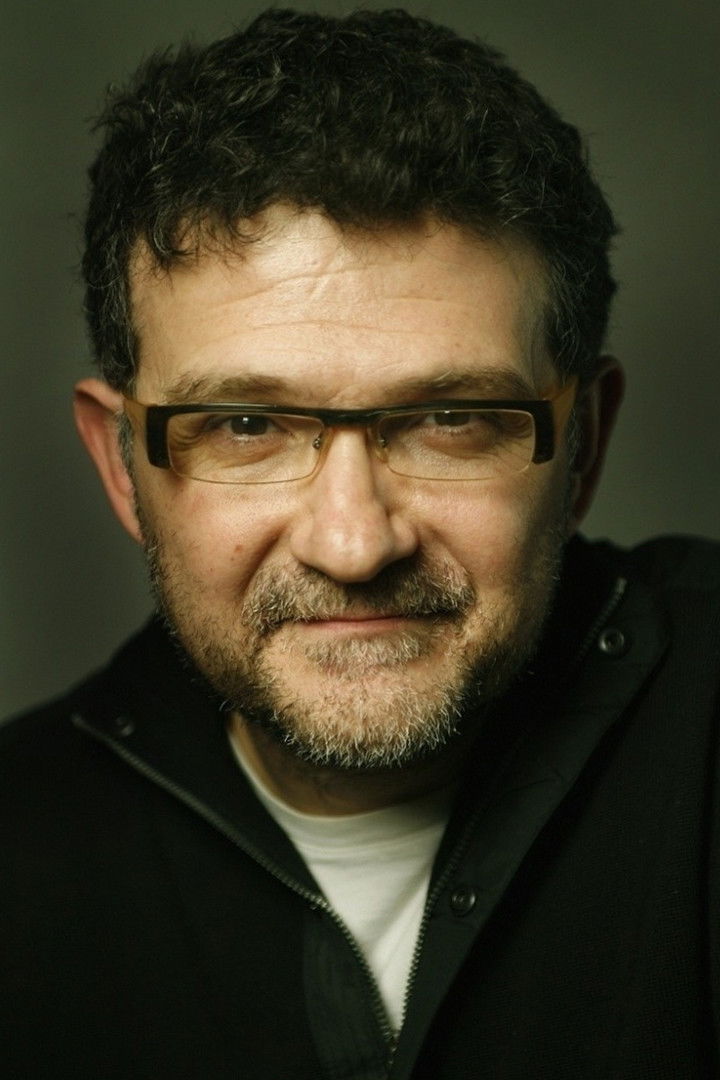 Carles Alberola backdrop