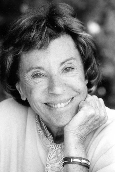 Benoîte Groult backdrop