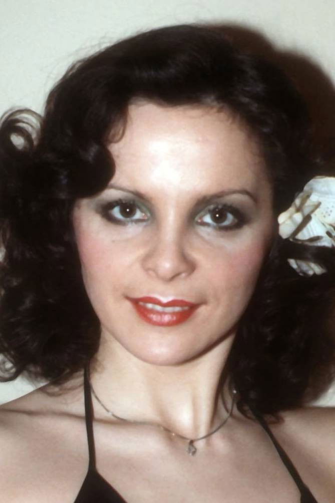 Katarina Konti backdrop