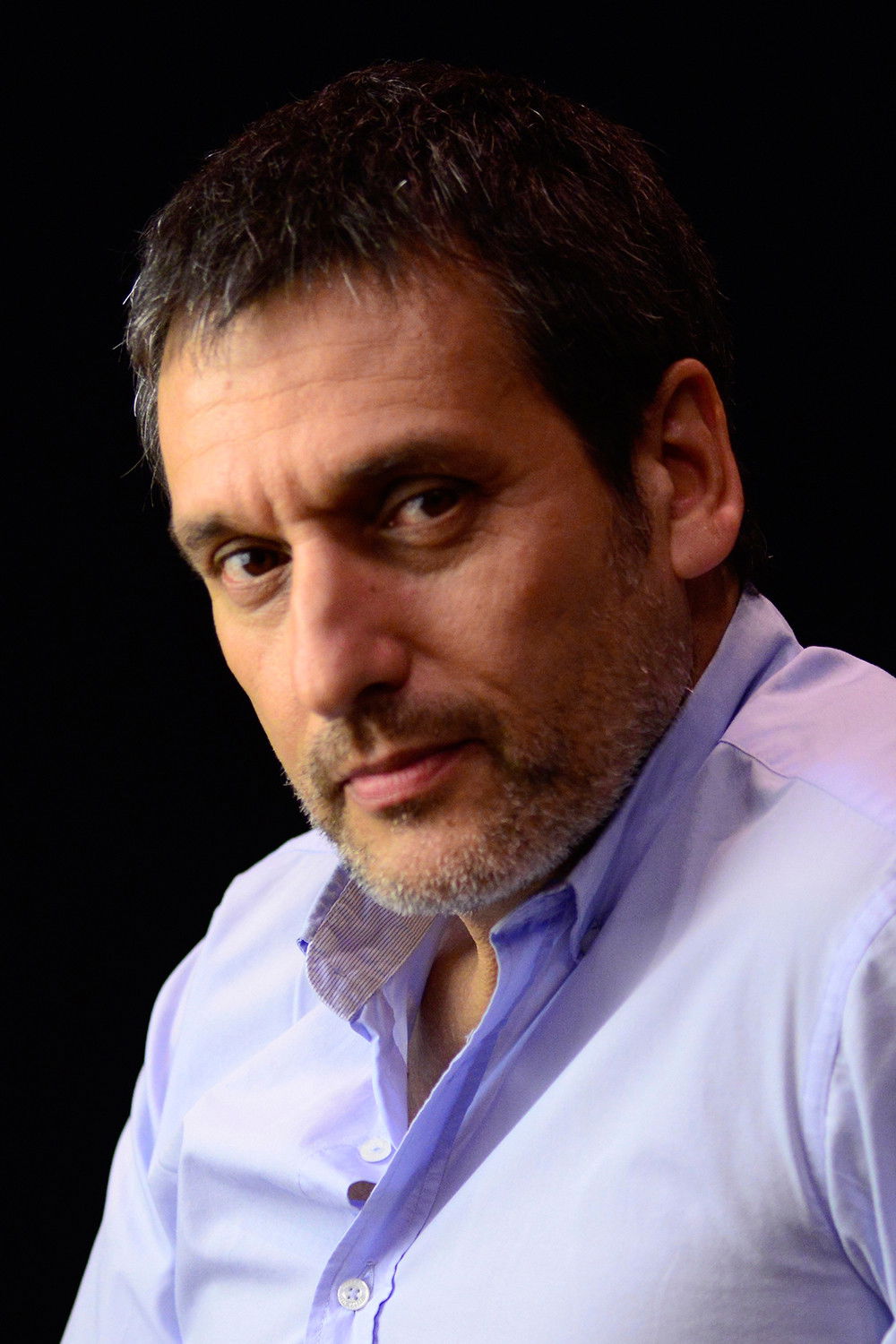 Franklin Rodríguez backdrop