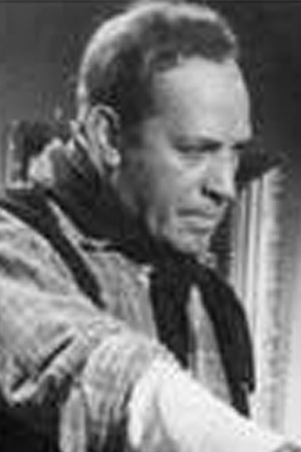 Roberto Fugazot backdrop