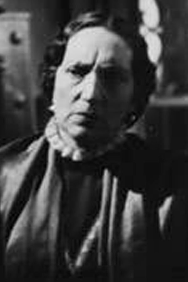 Antonia Herrero backdrop