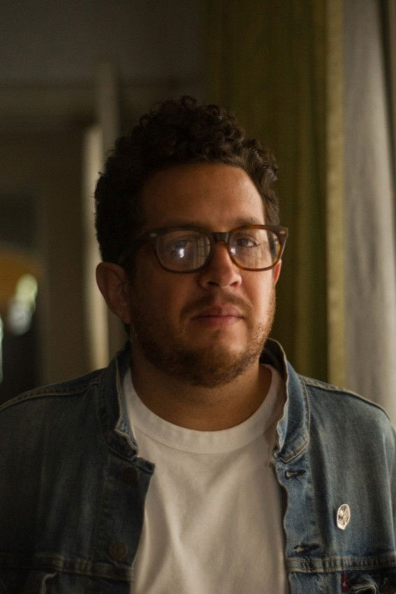 Julio Hernández Cordón backdrop