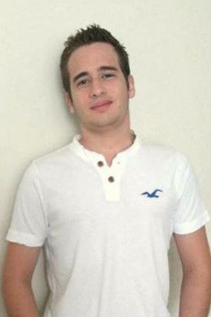 Guilherme Vieira backdrop