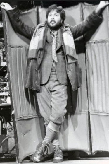 Géza Rácz backdrop