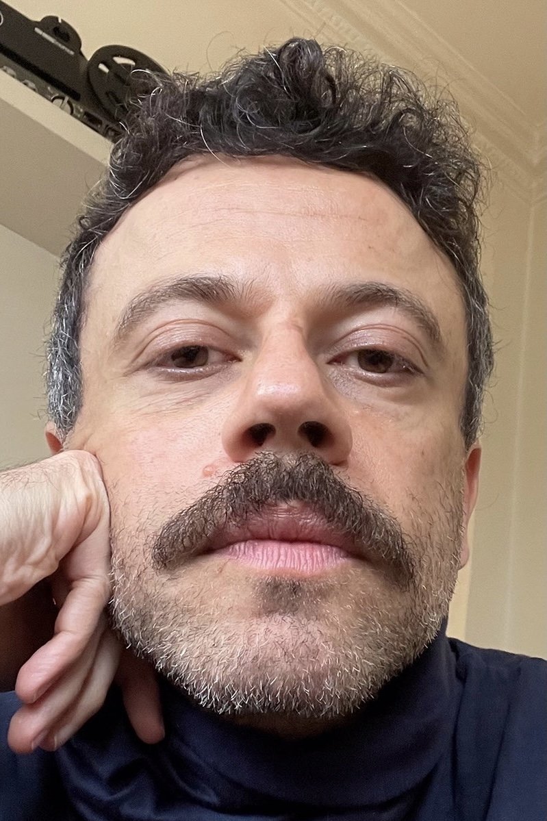 Babak Jalali backdrop