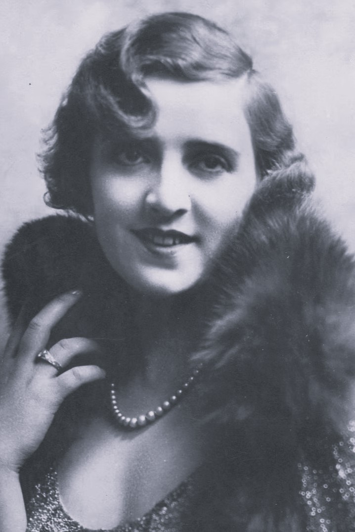 Maria Jacobini backdrop