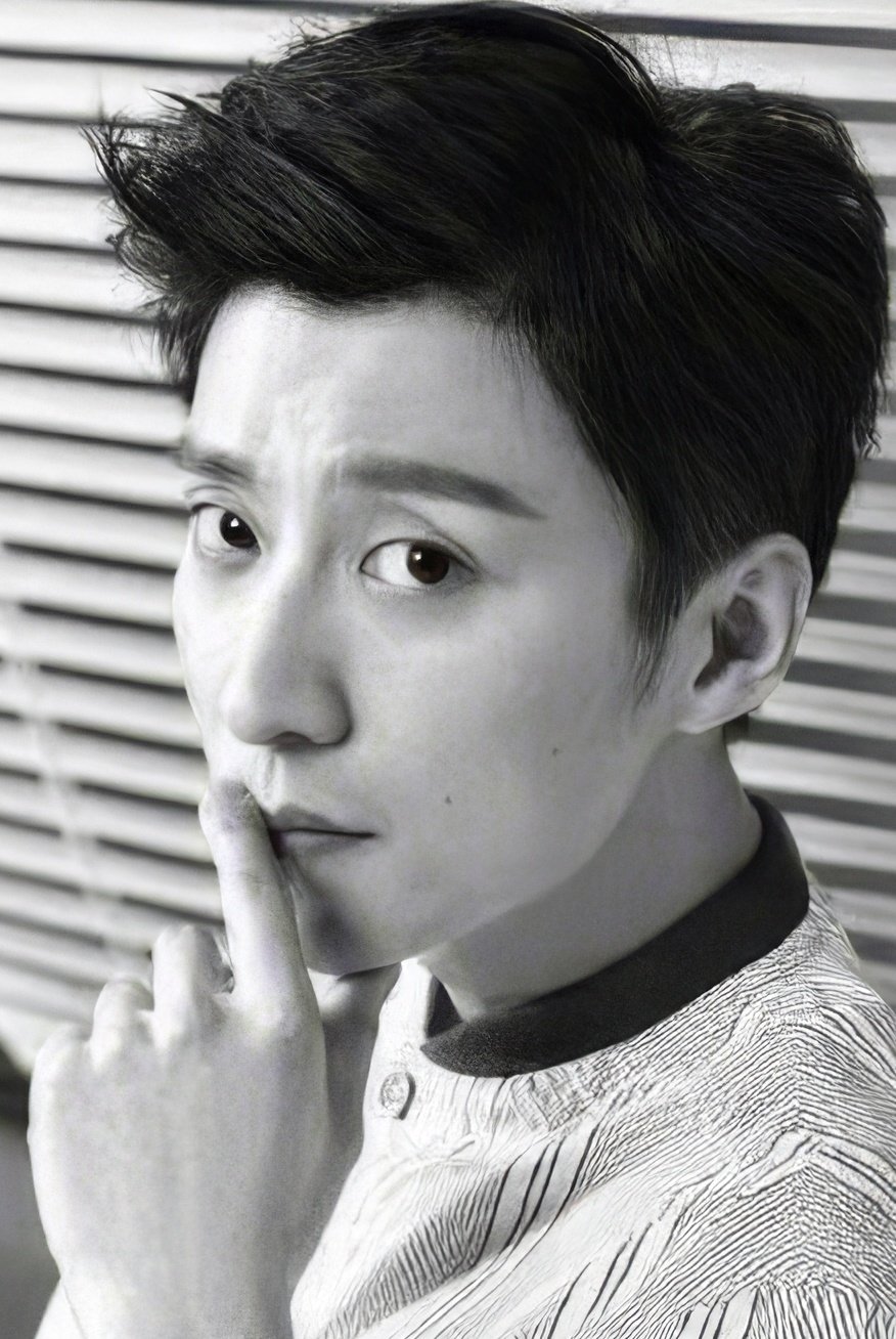 Qiao Renliang backdrop